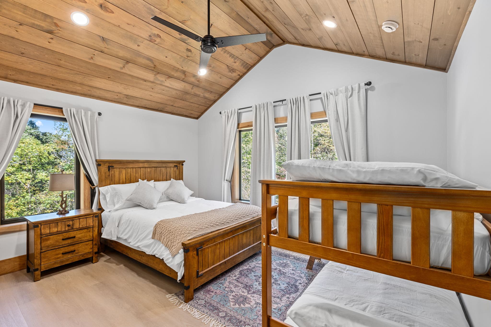 Bedroom Four thumbnail 1