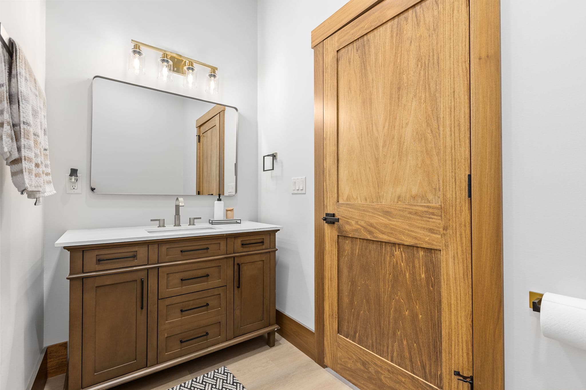 Half Bathrooms & Laundry thumbnail 2