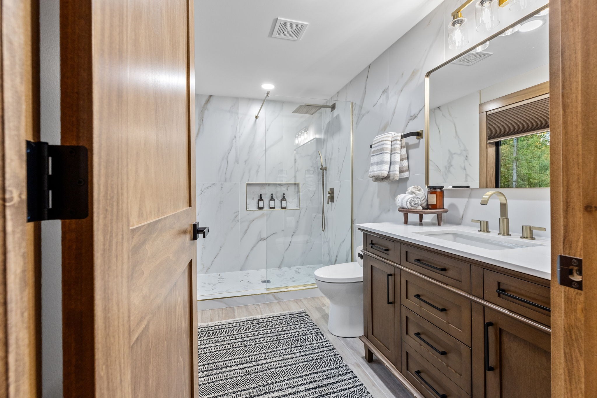 Bathroom Four - Large preview