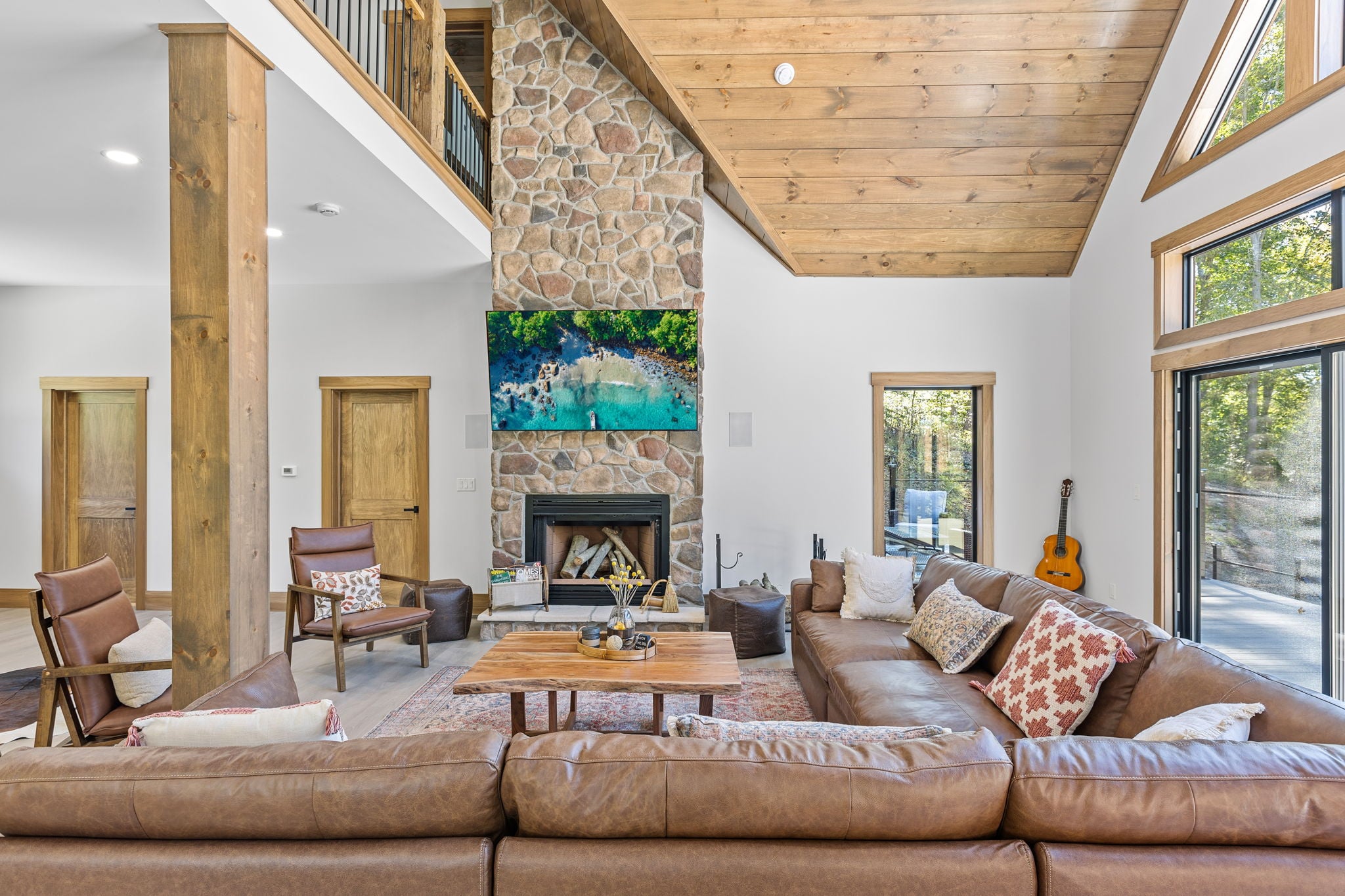 Living Room - Large preview